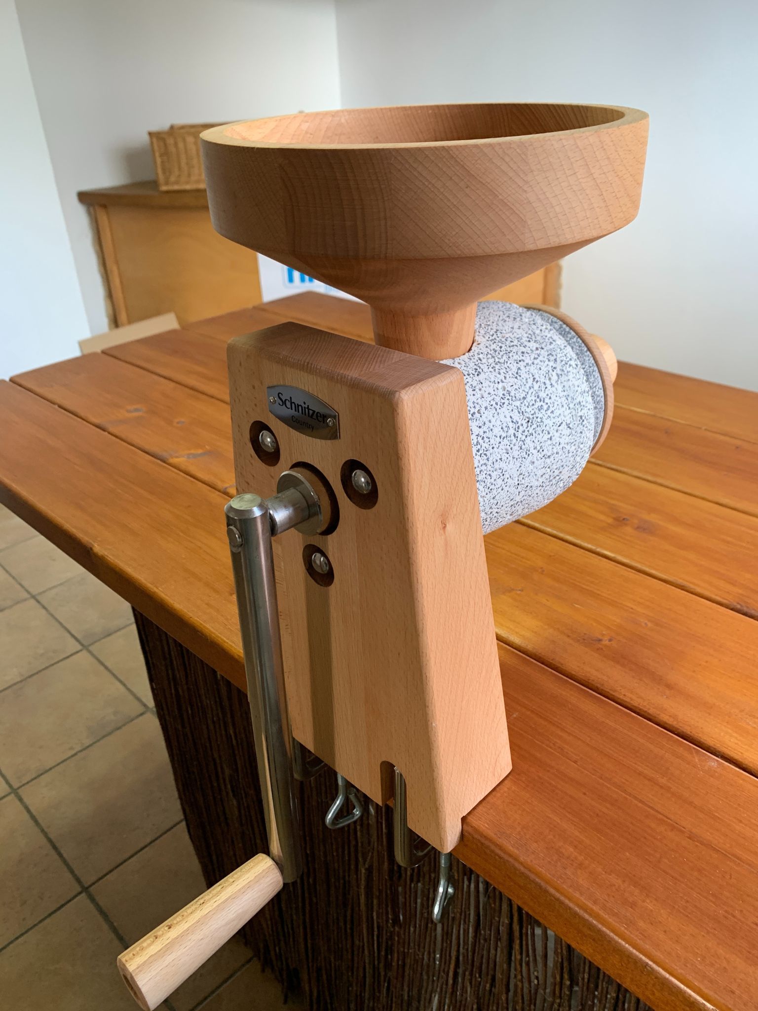 country drewniany lejek